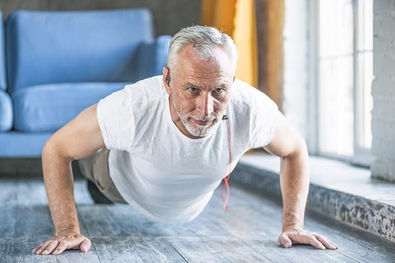 Aktywność fizyczna starszy mężczyzna